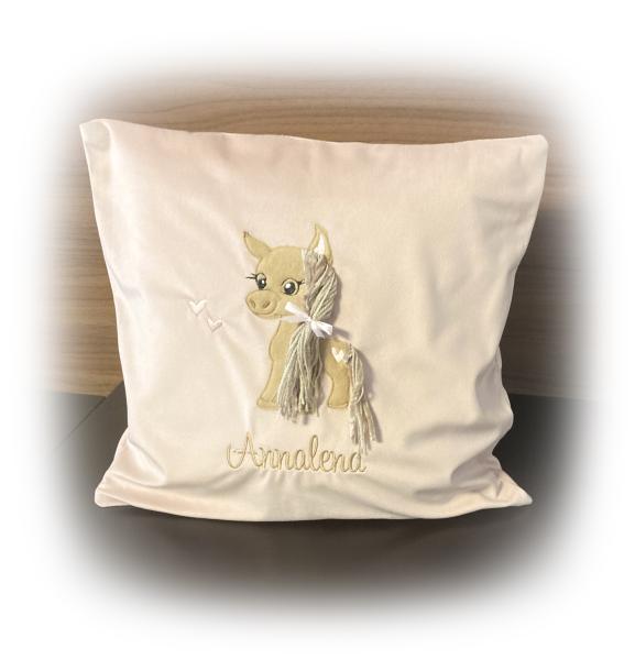 Kissen Pony Applikation gestickt ♥ Süßes Pony ♥ mit Wollhaaren und Wunschname