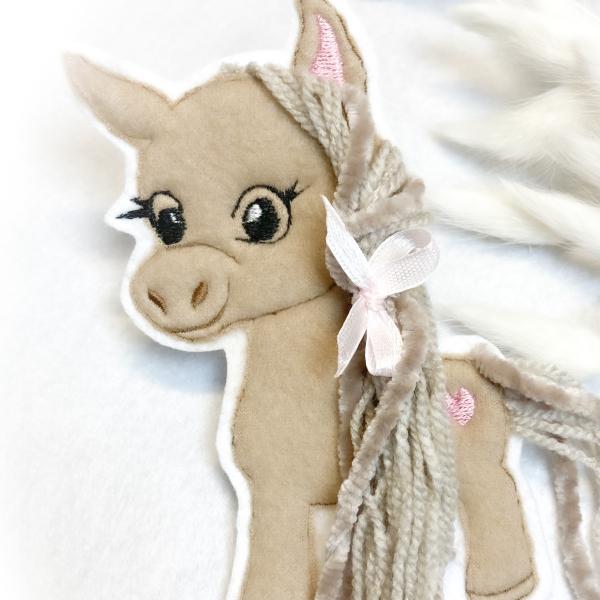 Pony Applikation mit Wollmähne / gesticktes süßes Pony / Patch für DIY  bügelbar